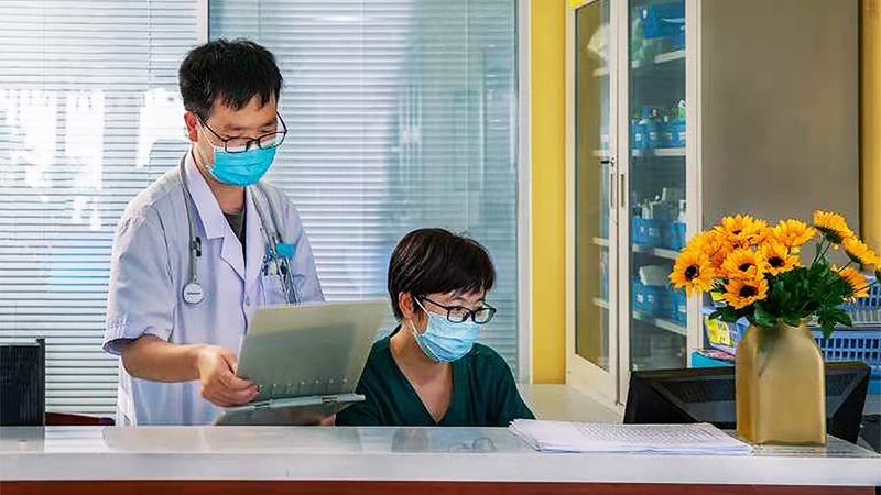成都护理院护工联系：揭秘专业照护服务流程